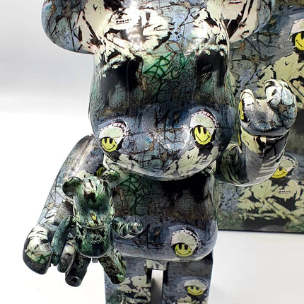Bearbrick Banksy Riot Cop - 400% & 100%
