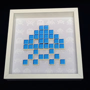 Jendell - Mosaico de papel Space Invaders - Azul sobre fundo branco