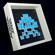 Jendell - Space invaders paper mosaïque - Bleu sur fond noir