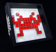 Perry - Space Invaders paper mosaic - Red