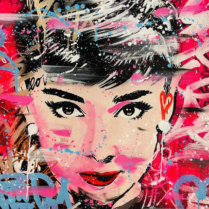 Audrey Hepburn Graffity NYC - HÖK