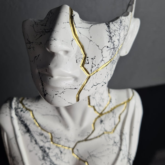 Tired face - Santicri